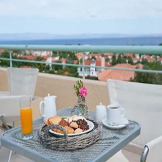 Daphne Holiday Club 3* Hanioti