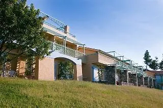 Daphne Holiday Club