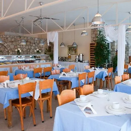Hotel Daphne Holiday Club 3*